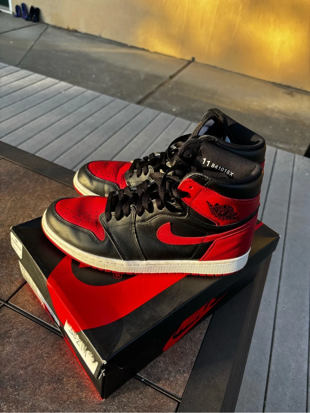 Nike Air Jordan 1 High OG 2016 Size 11M - Black and Red